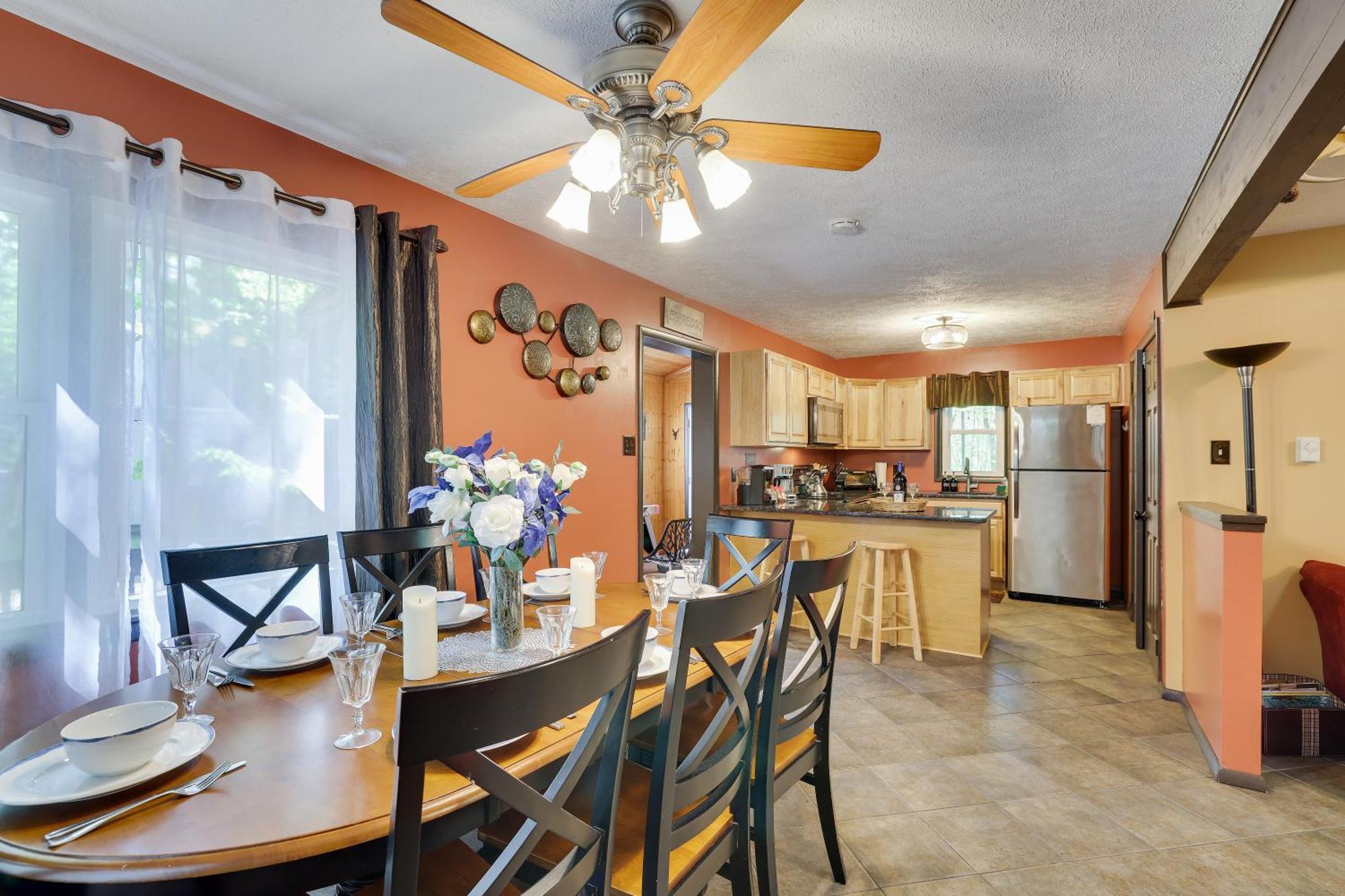 Chalet Renovated Near Casino, Camelback , Kalahari 4Bdrms Firepit Hot Tub Game Room Tobyhanna Exteriör bild