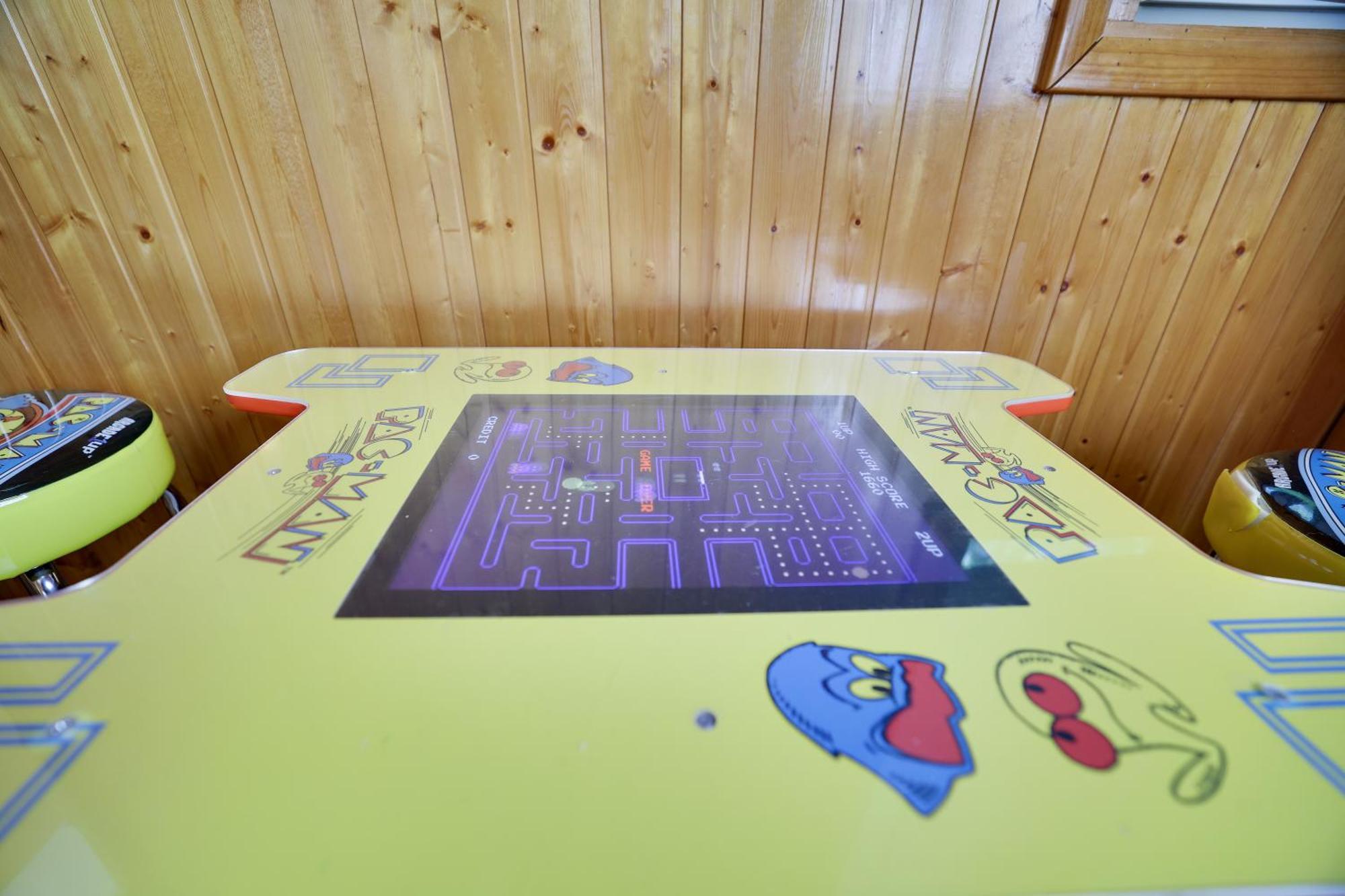 Chalet Renovated Near Casino, Camelback , Kalahari 4Bdrms Firepit Hot Tub Game Room Tobyhanna Exteriör bild