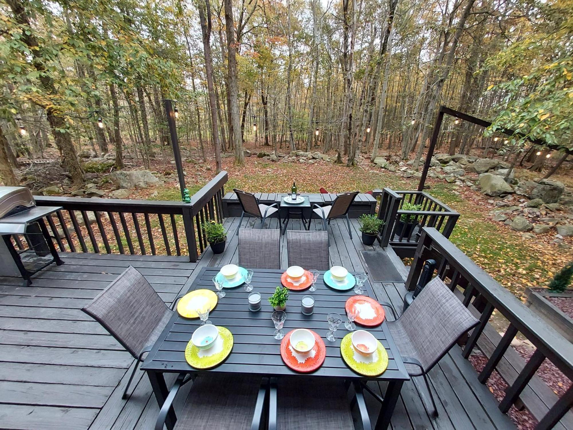 Chalet Renovated Near Casino, Camelback , Kalahari 4Bdrms Firepit Hot Tub Game Room Tobyhanna Exteriör bild